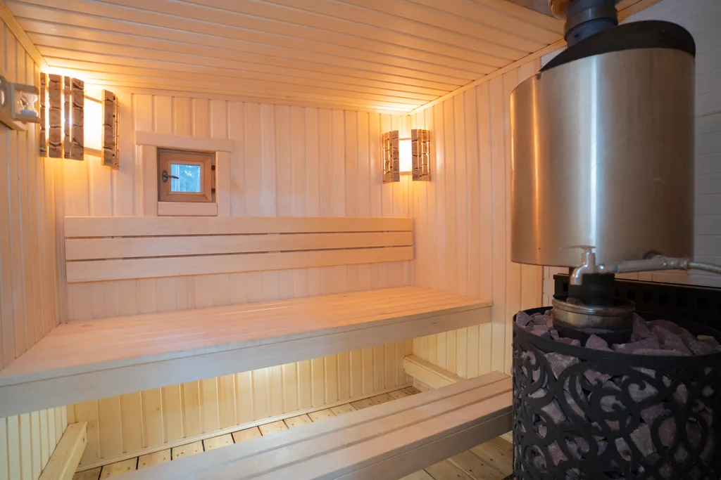 Дом-купольный в сосновом лесу для двоих