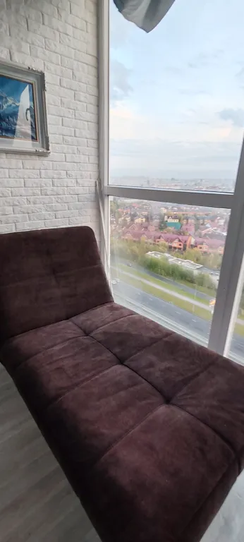 Квартира возле ТЦ Аура