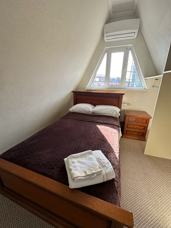 Уютный эллинг на берегу моря и реки