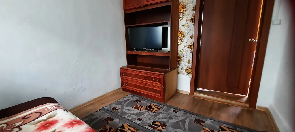 Бюджетный 2х комнатный домик на 6 мест