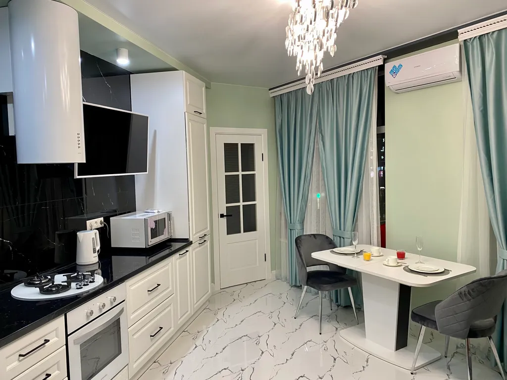 Премиум класса на набережной в центре города