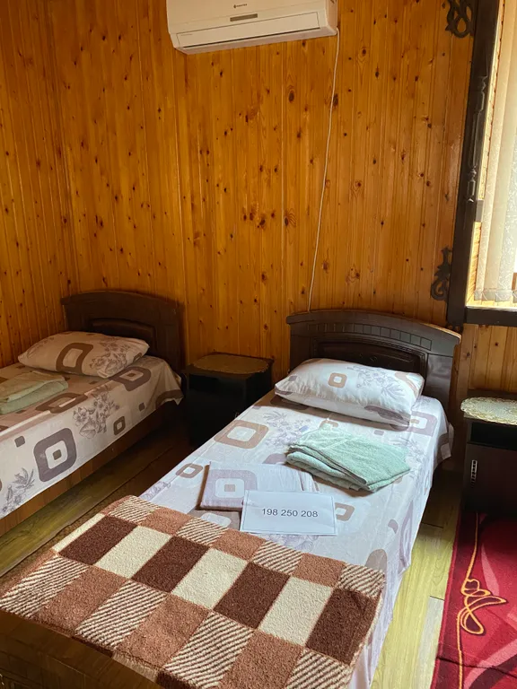 Коттедж Уютный жилой дом на берегу Азовского моря — Кучугуры