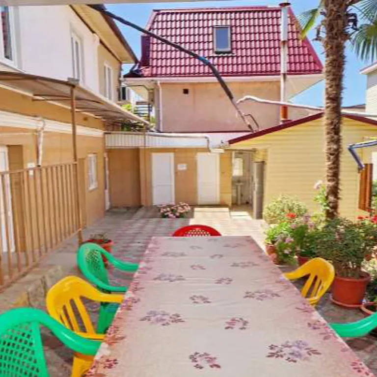 Трехместная комната с кондиционером в частном секторе