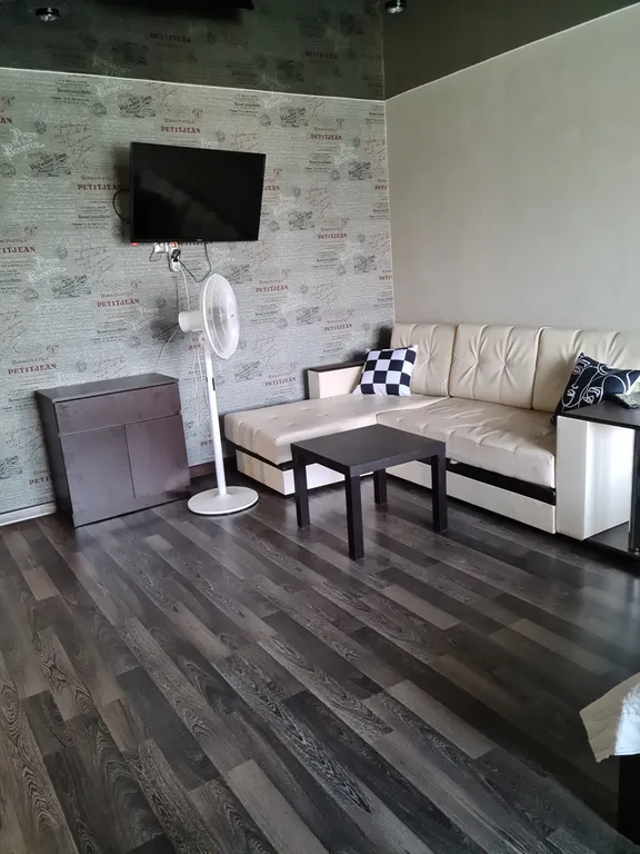 Апартаменты в тихом районе недалеко от центра