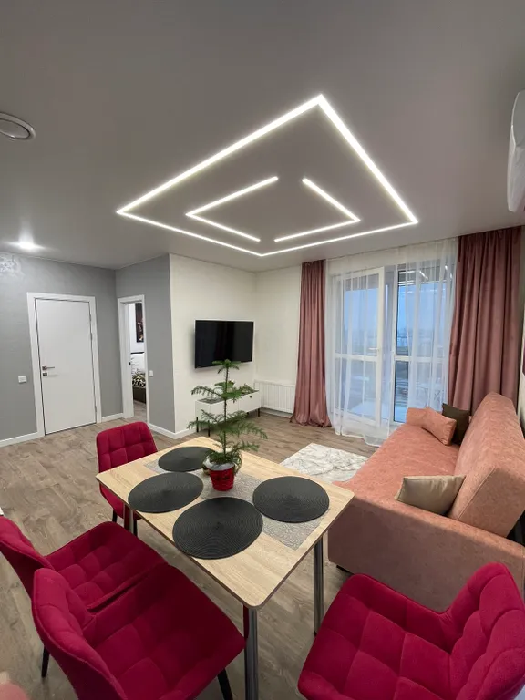 Новая евротрешка в Минск Мире