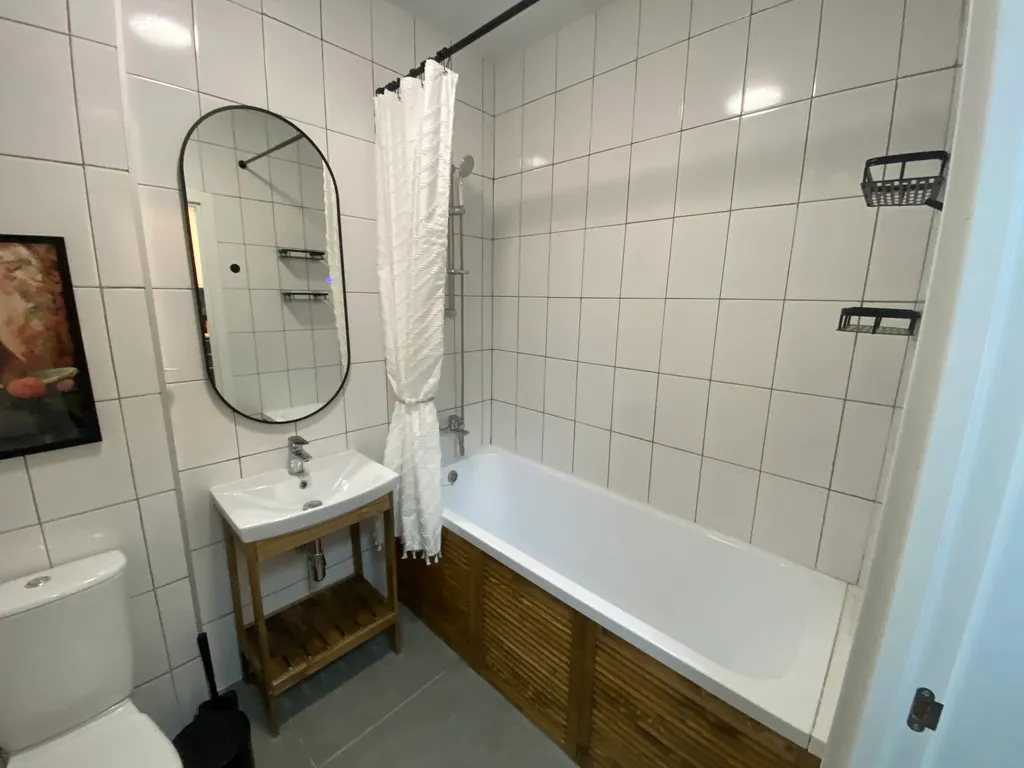 Красивая евродвушка в новом самолете