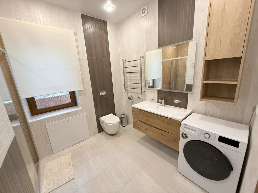 Новый уютный дом с баней у леса