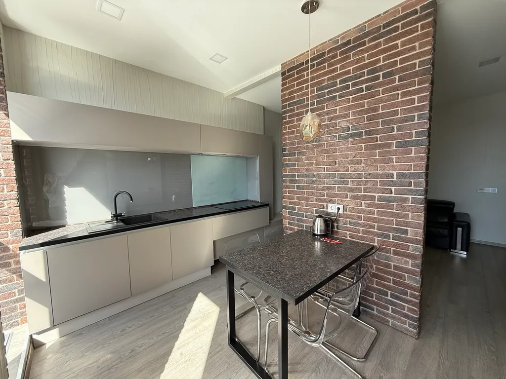 Двухкомнатные апартаменты на Гостином дворе