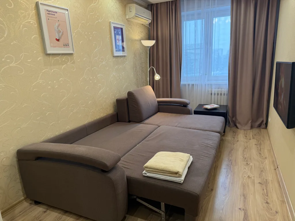 "В Гости!" на Пионерском 53 (2к квартира рядом с Сити-Молл)