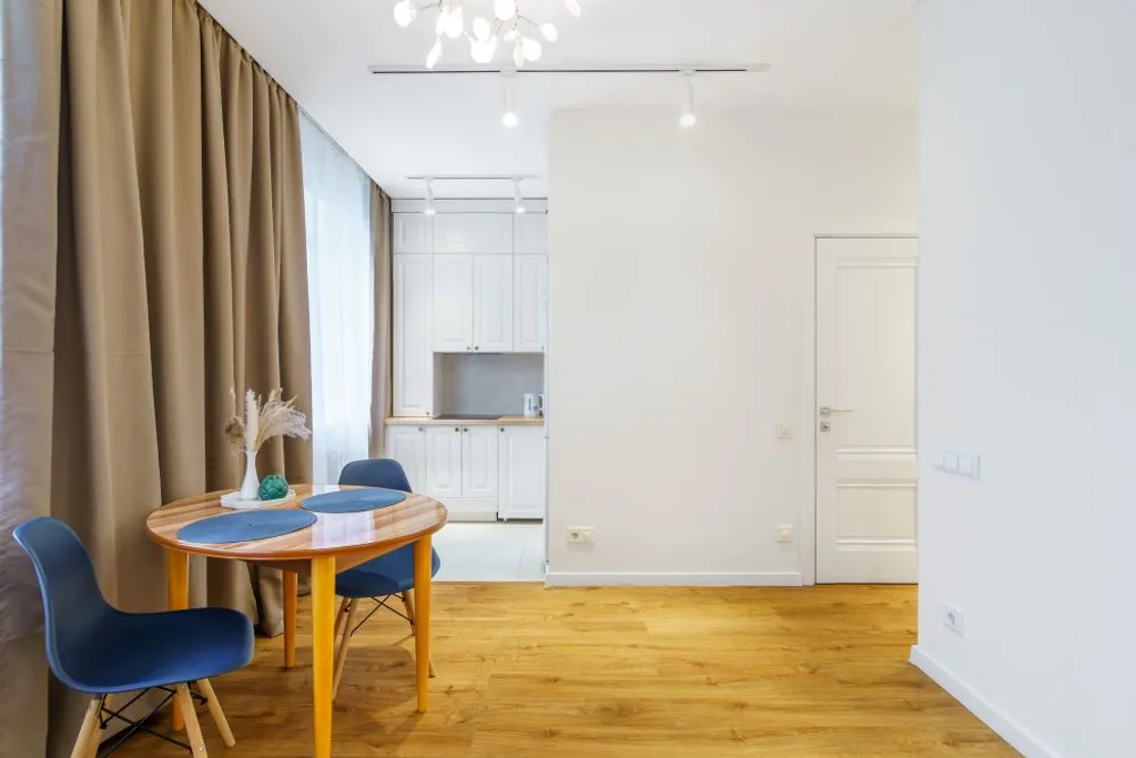 Good Night на Кирова 61