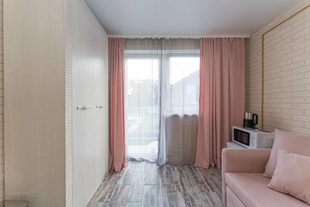 Дом с баней и бассейном