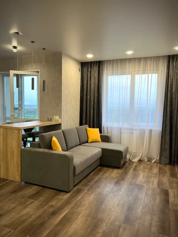 Стильная, просторная студия 50 оттенков серого