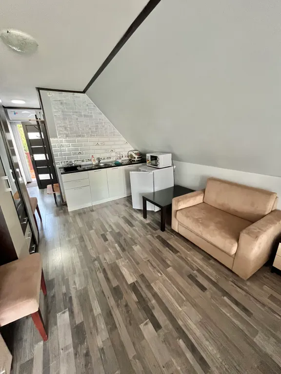 Студия с видом на море и часовню