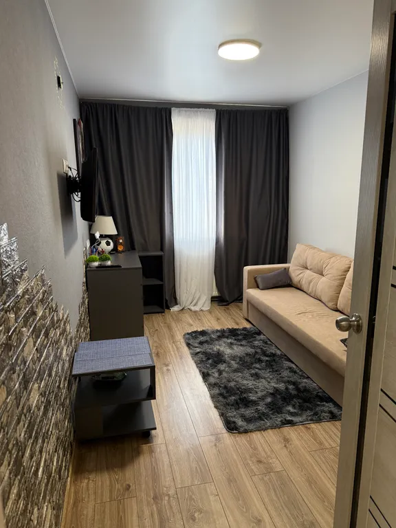 2-х комнатная квартира на улице Буркова