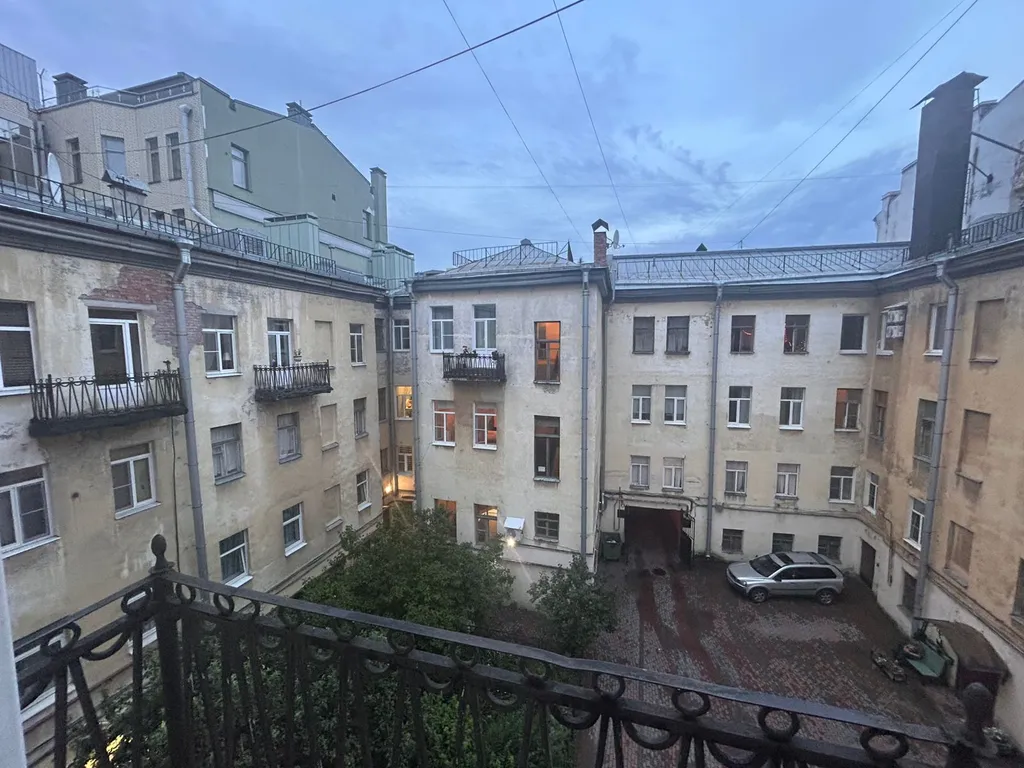 Квартира Двухкомнатная тихая квартира в 3 минутах от Дворцовой площади — Санкт-Петербург