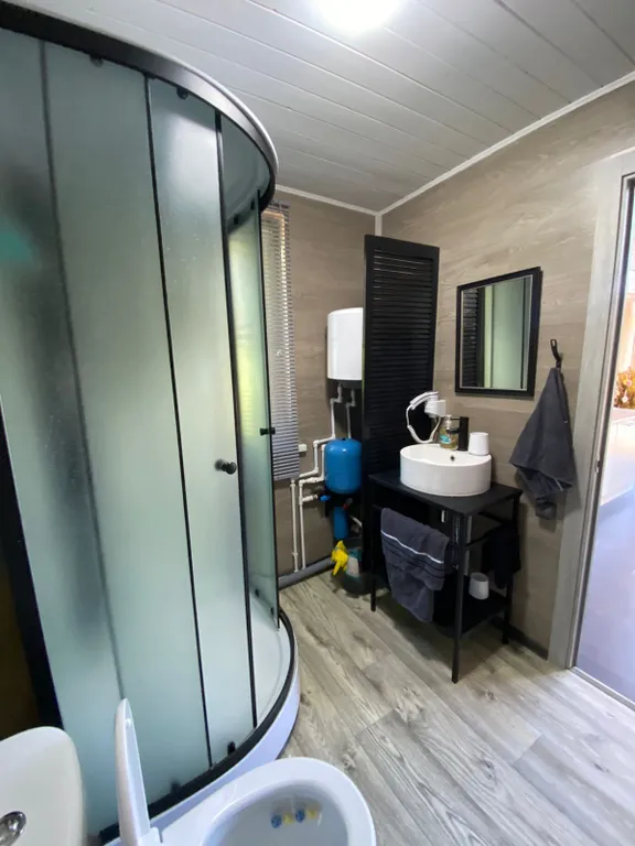 Барн у родника