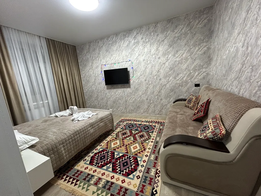 Новая, комфортная, уютная квартира в живописном районе города-курорта