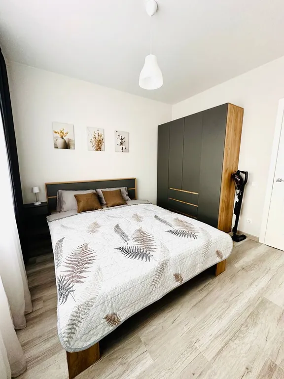 Вместительная евродвушка у Московского вокзала