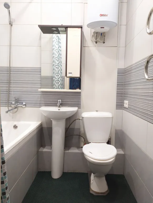 Квартира Уютная квартира возле метро Золотая нива — Новосибирск