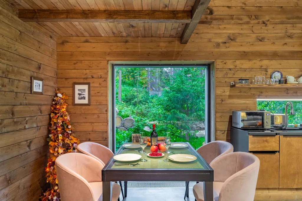 Коттедж Сказочный Шале с камином и джакузи в живописном лесу — Шадрино