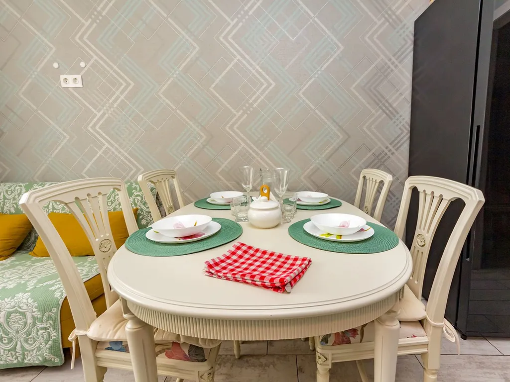 Просторная квартира до 5 гостей в престижном районе Зеленоградска