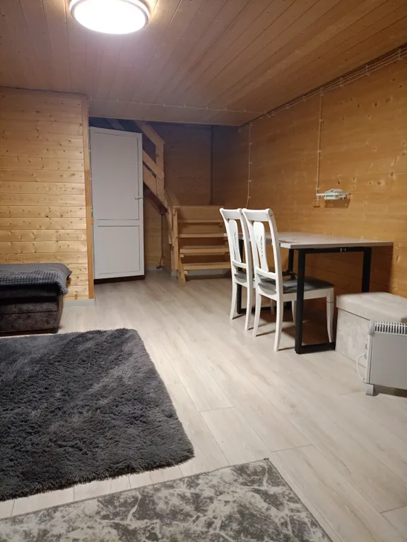 Домик у реки