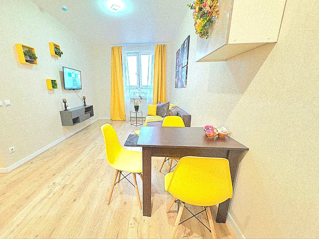 Квартира рядом с аэропортом и ТЦ Планета