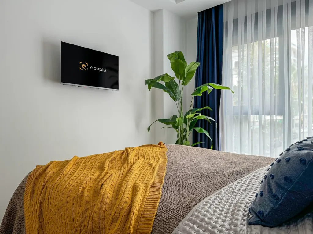 Elize апартамент, море и ритм города