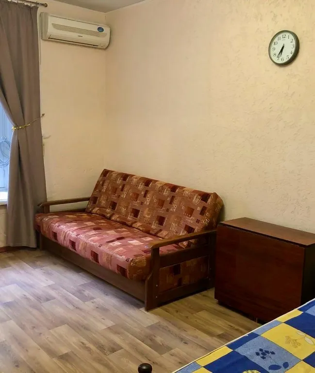 Уютная однокомнатная квартира в центре города — аренда посуточно в Таганрог