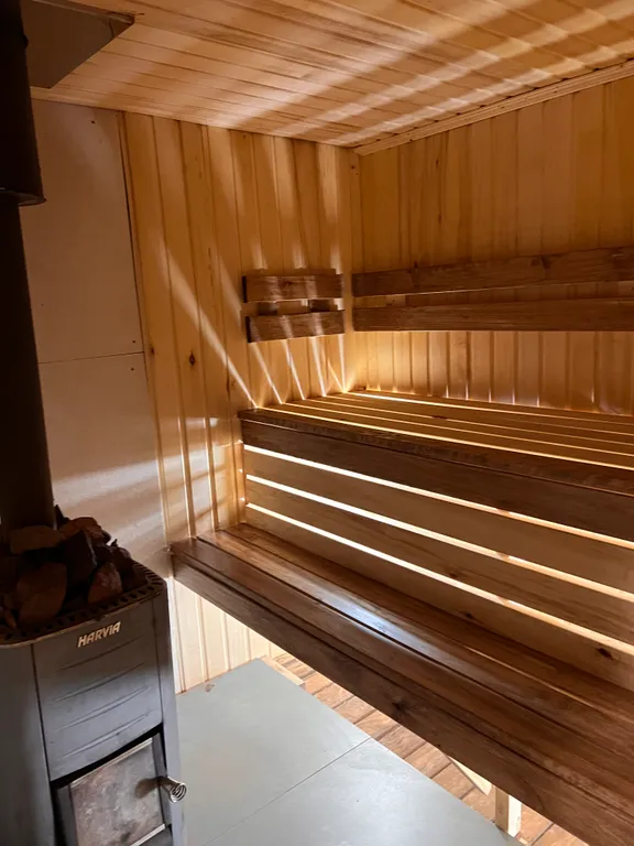 Уютный дом с баней