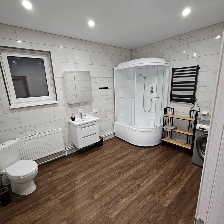 Коттедж для большой компании с баней