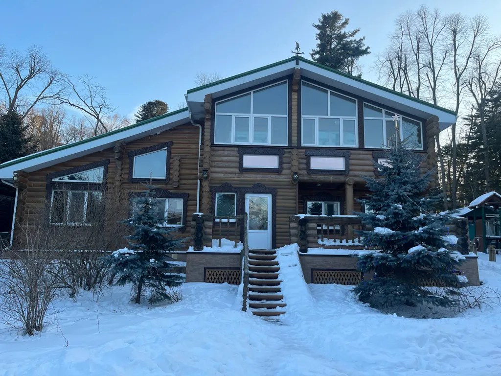 Аренда Коттеджа с баней, бассейном, джакузи, стадионом и зоной барбекю — аренда посуточно в Владивосток