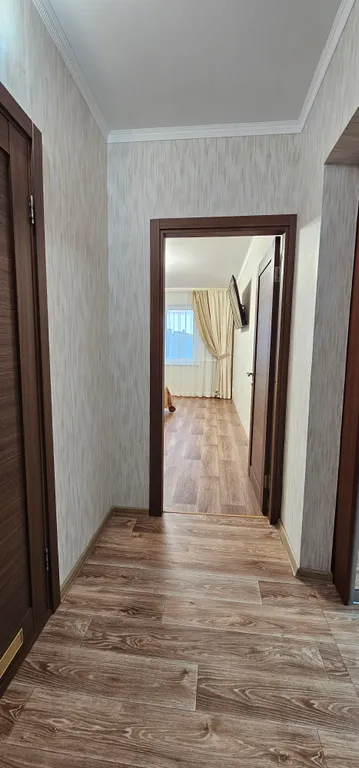 Современные трехкомнатные апартаменты на 14 этаже