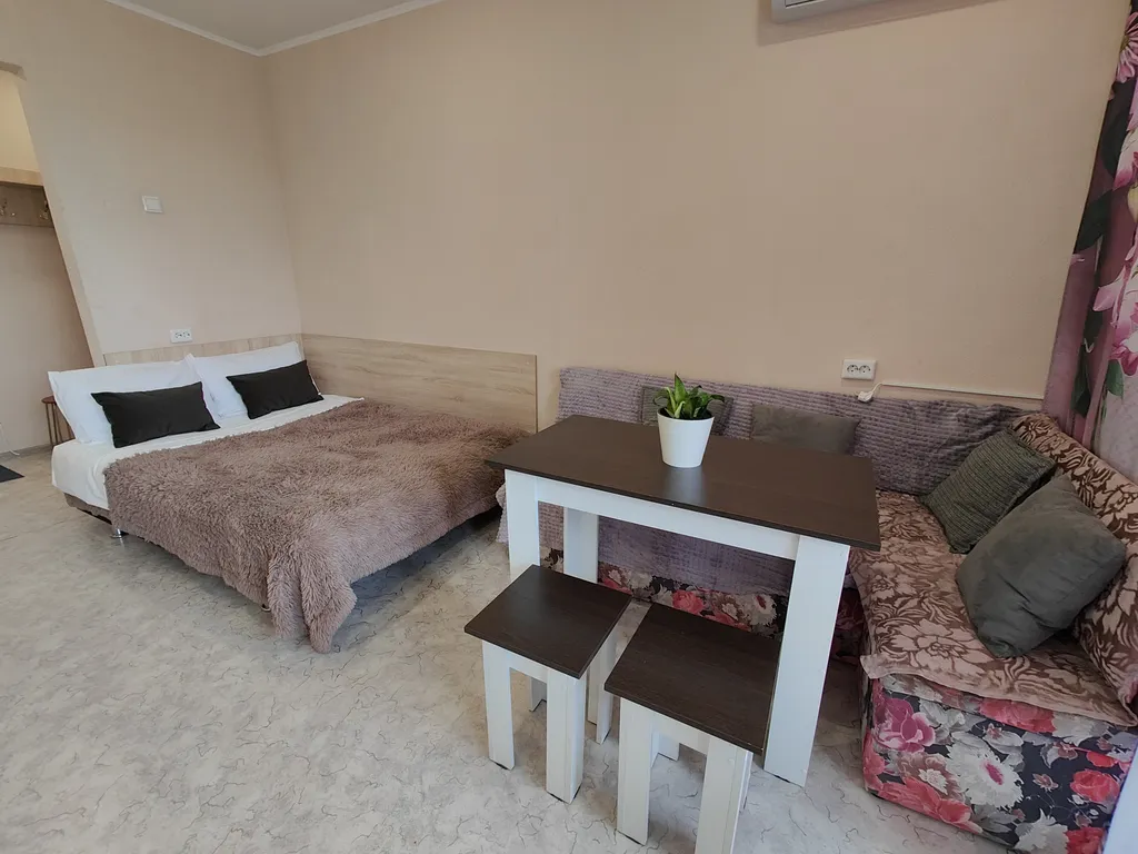 Светлая уютная студия в тихом спальном районе