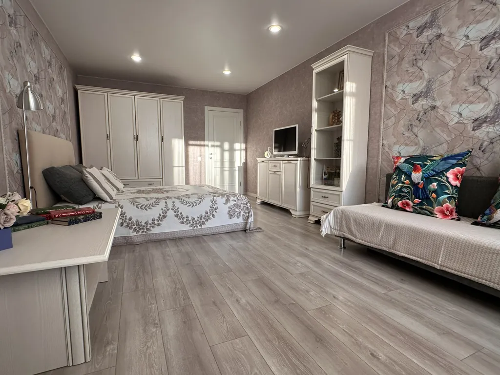 Просторная 3-комнатная квартира Фамилия