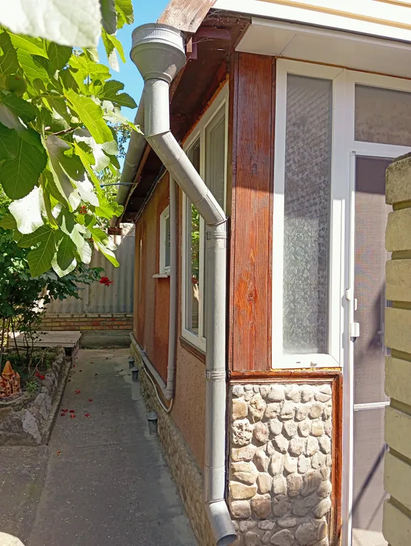 Двухкомнатный номер с беседкой