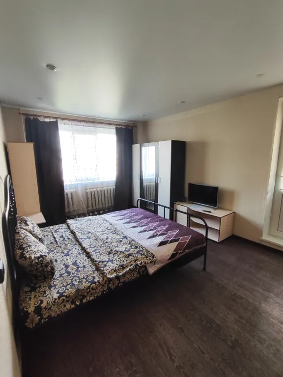 Квартира 1-комнатная Квартира — Тихвин