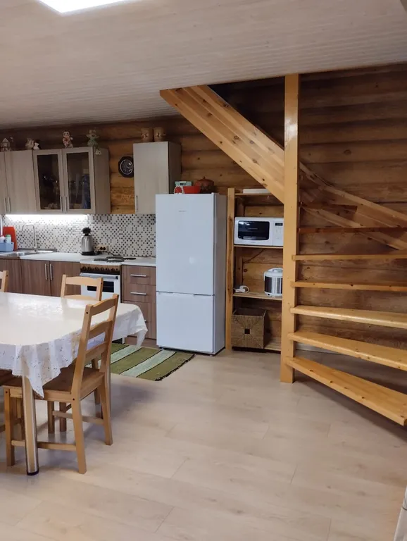 Домик на берегу реки