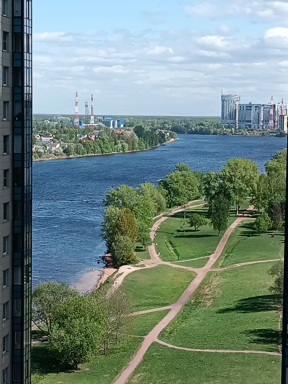 Видовая евродвушка Sakura рядом с парком и метро