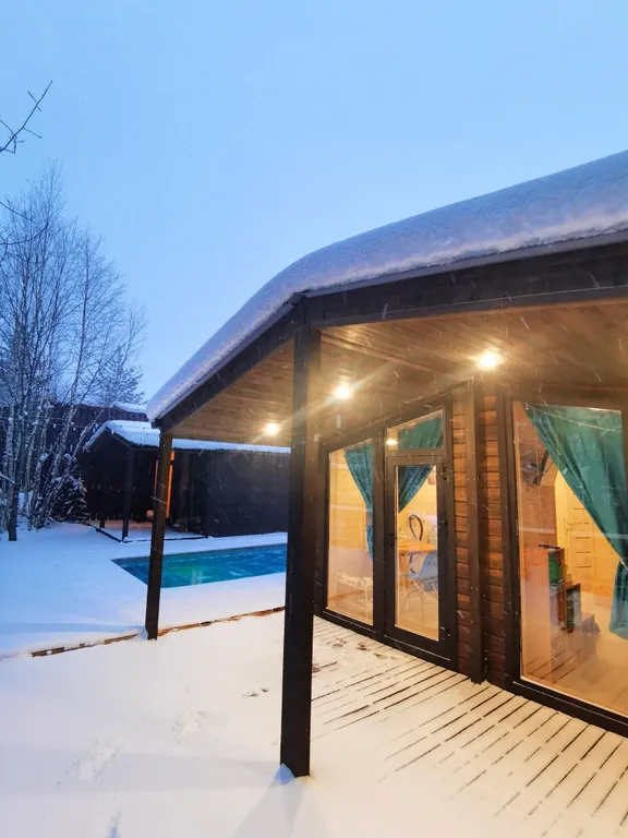 Домик River house