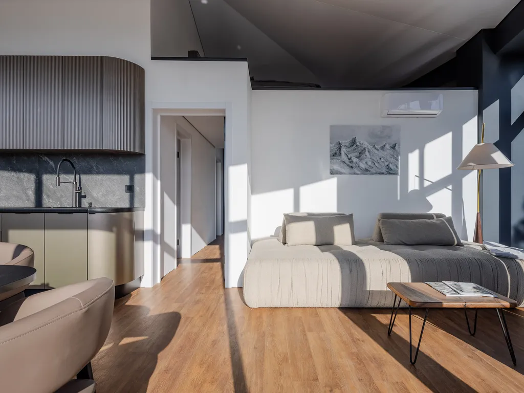 Уникальный Круглый дом с панорамой на горы и реку Сок