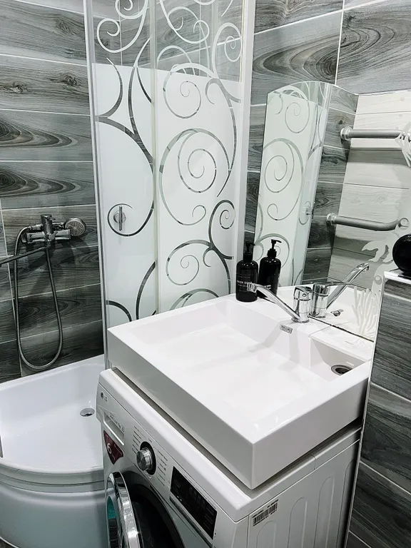 Уютная студия на берегу реки