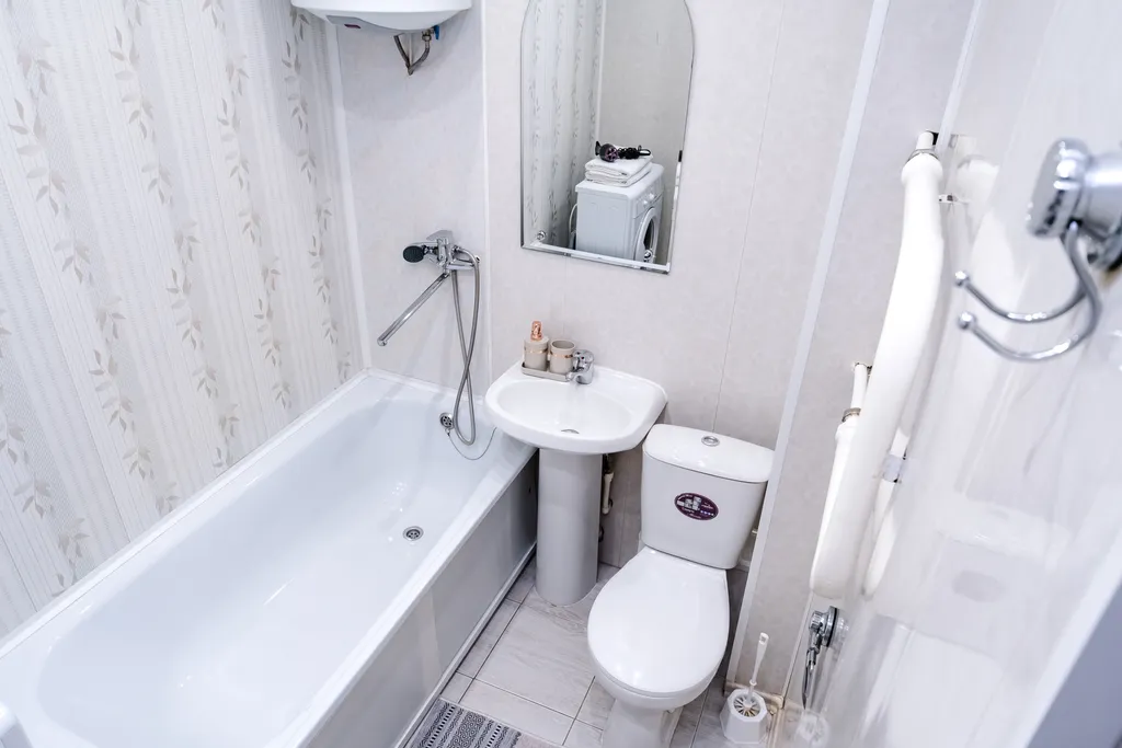 Чистая уютная студия в центре, заселение до 23-00