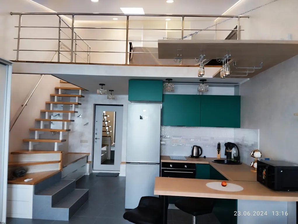 Апартамент с видом на море, 6 мин до пляжа