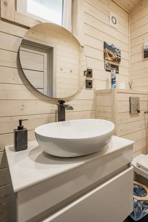 2-комнатный котедж на границе с лесом, 57м²