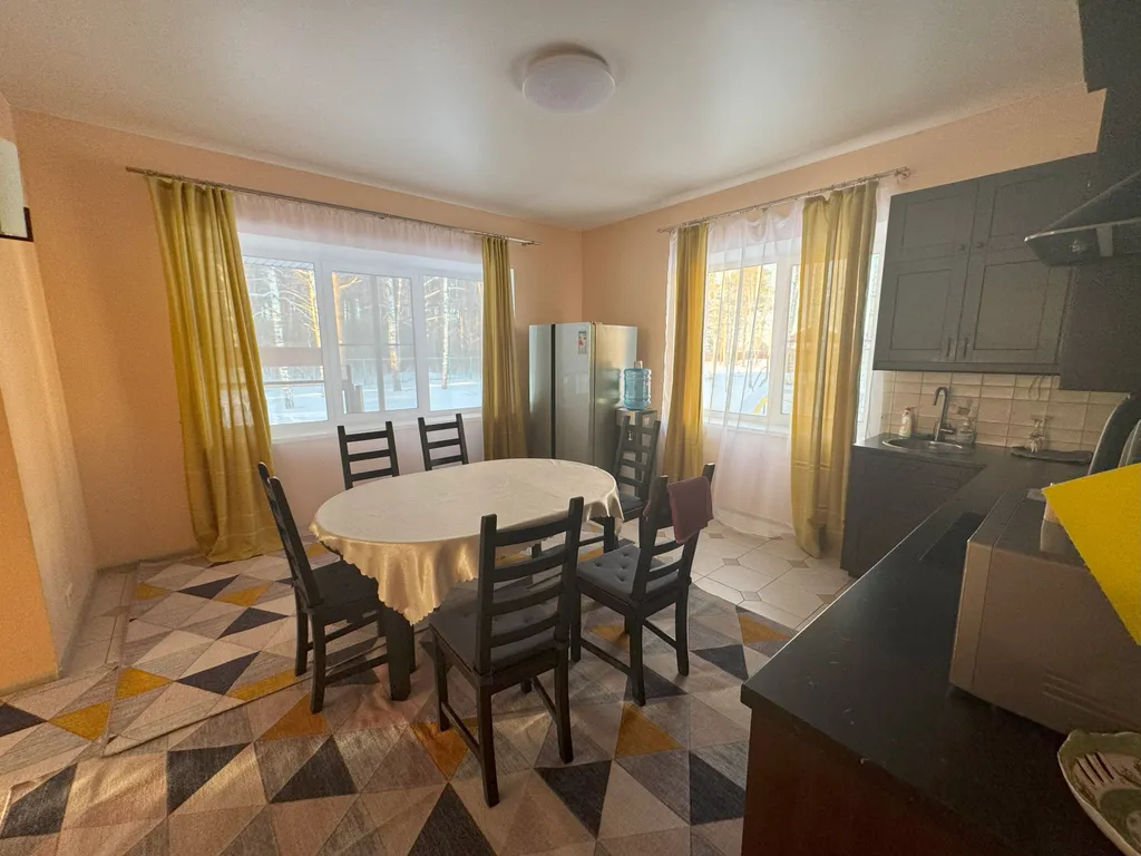 Коттедж Коттедж у леса с бассейном — Белоозёрский