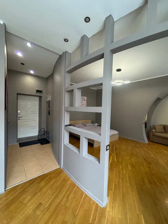 Квартира на набережной