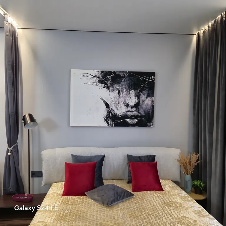 Квартира Новый стильный апартамент в двух шагах от моря с балконом и камином — аренда посуточно в Светлогорск