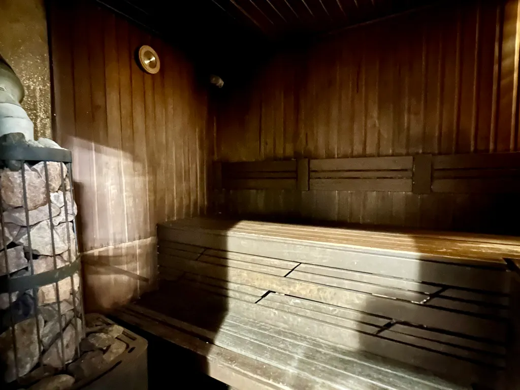 Коттедж № 4