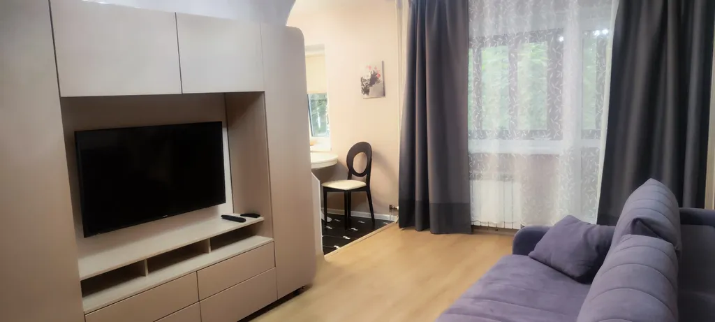 Уютная и тихая квартира рядом с Десятинным монастырем, в самом центре